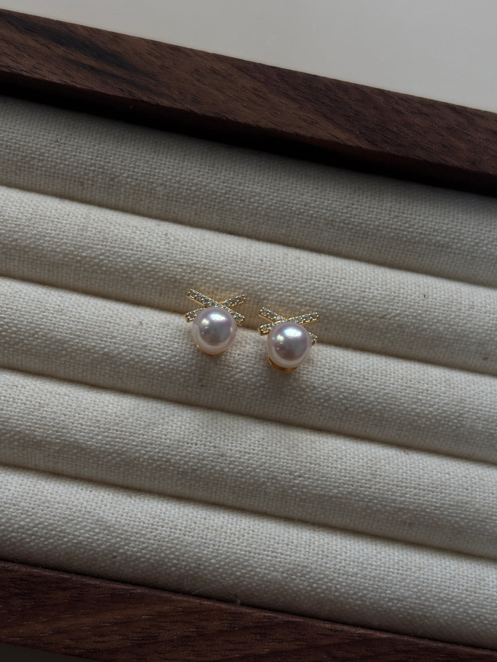 [Athena] Petit Ribbon Akoya Studs