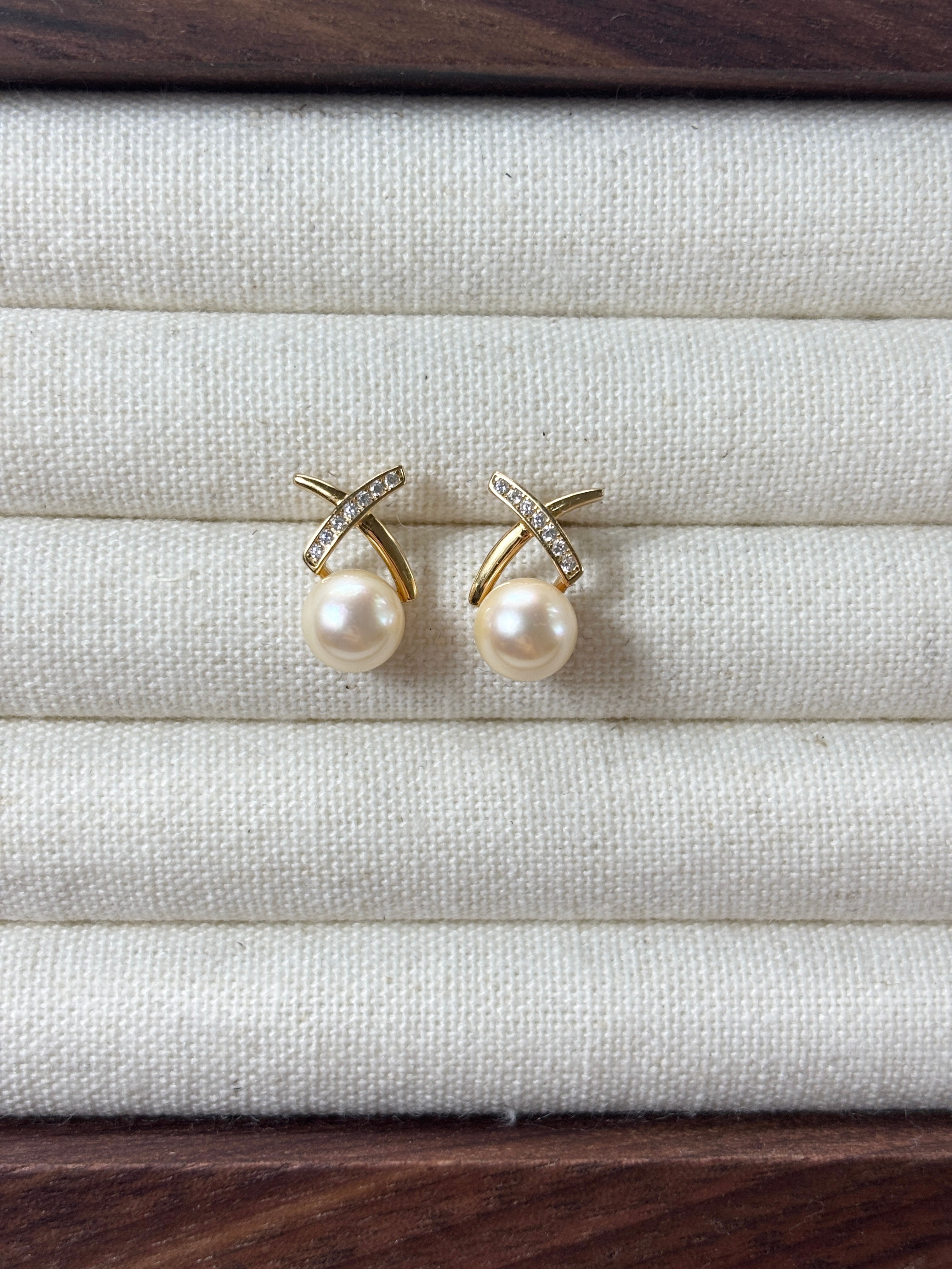 [Oriana] Gold Akoya Pearl Earring