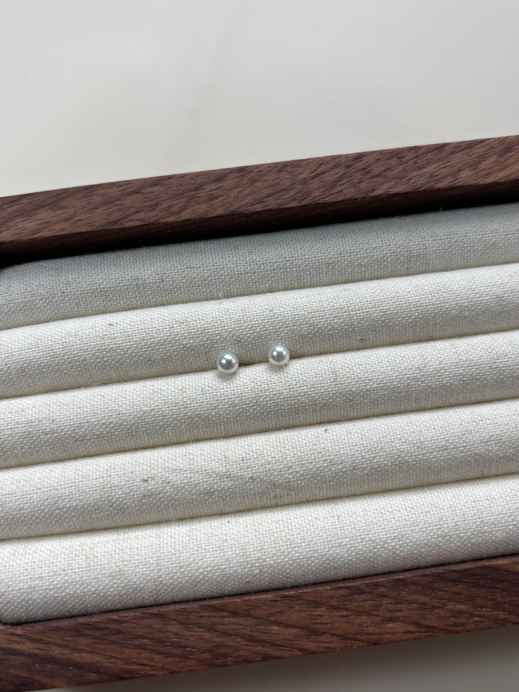 [Christine] 4-4.5mm Akoya Pearl Ear Stud