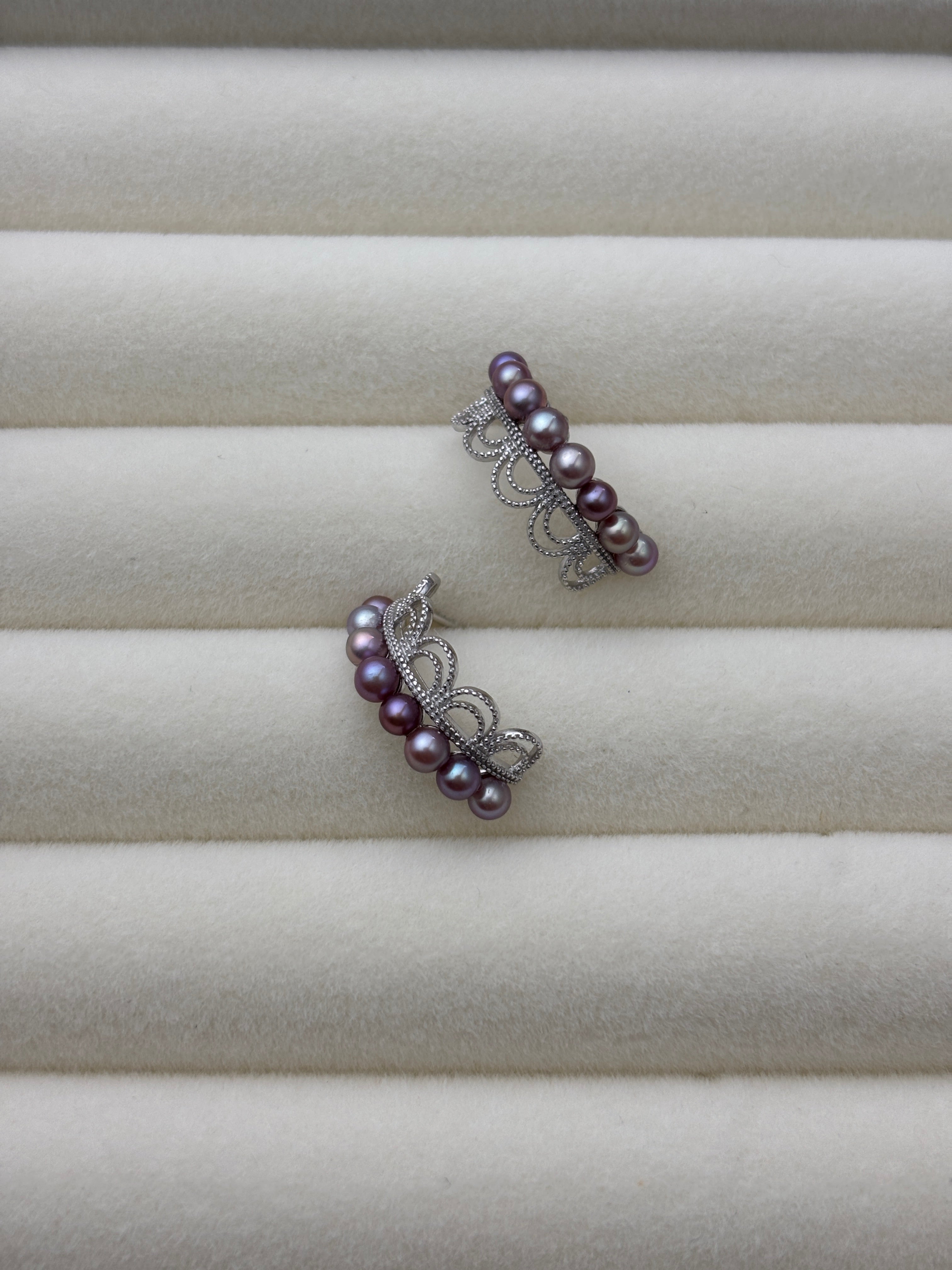 [Fiona] Purple Pearl Crown Ear Stud