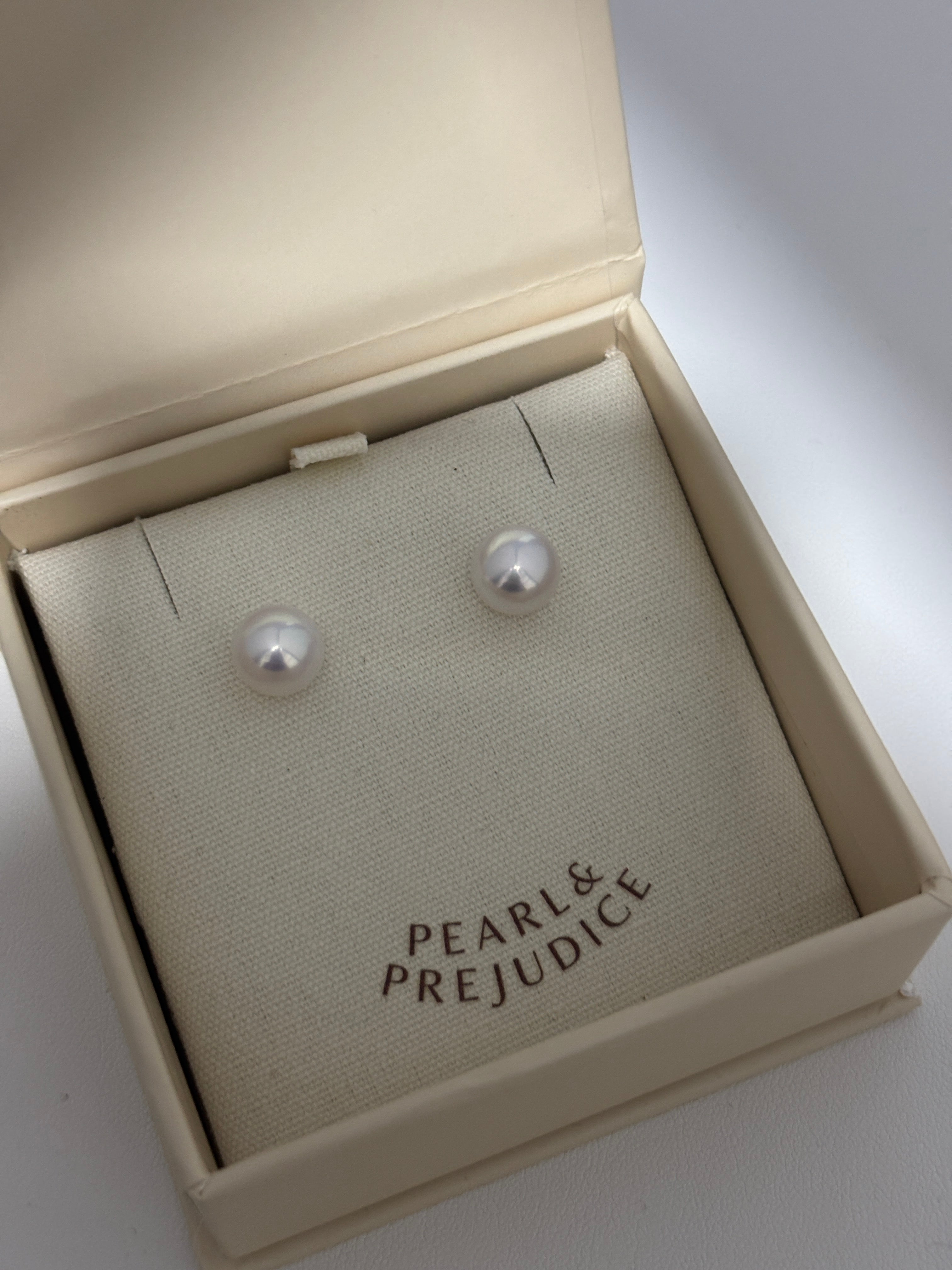 [Ella] 9.5mm Pearl Stud