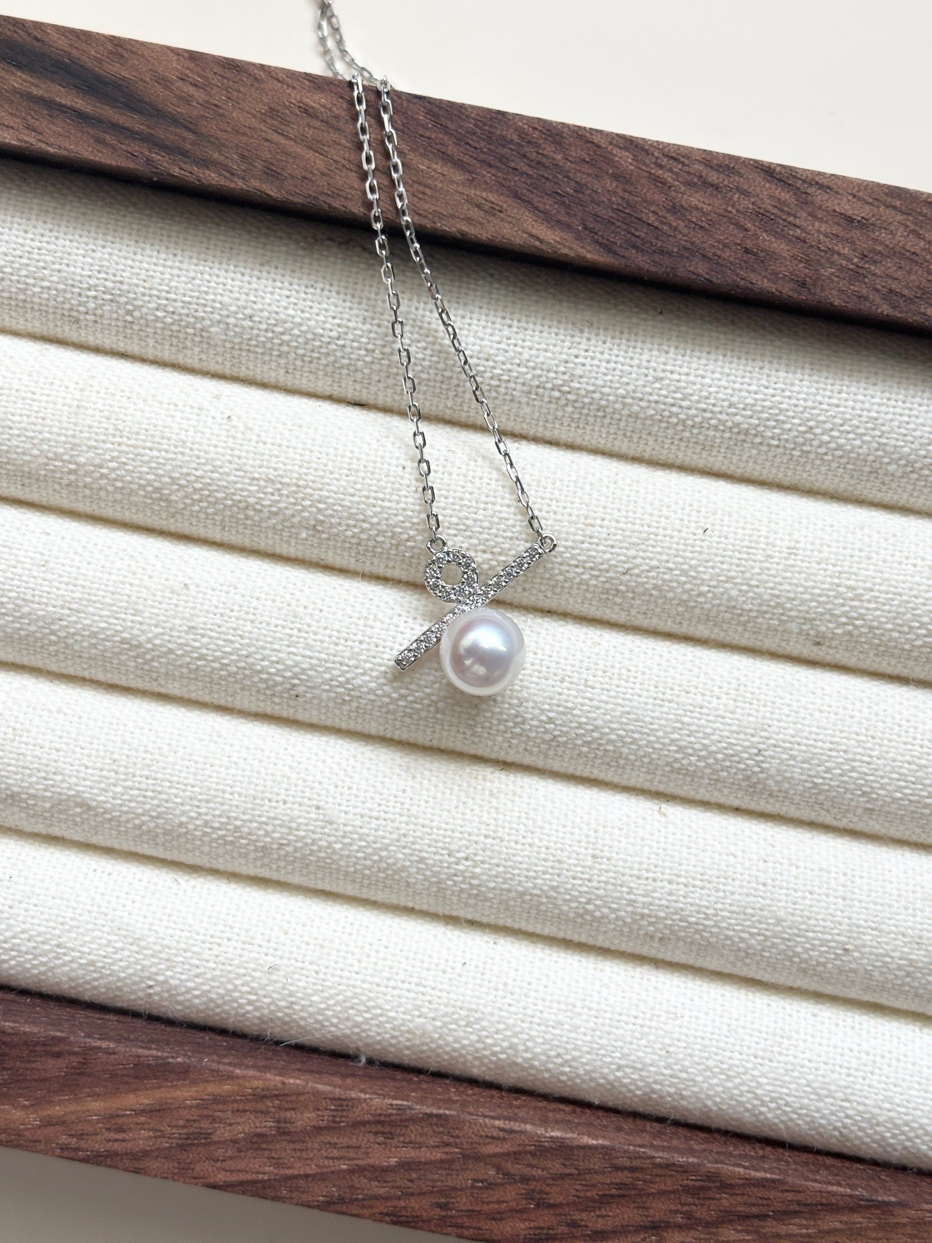 [Percentage] Freshwater Pearl Necklace
