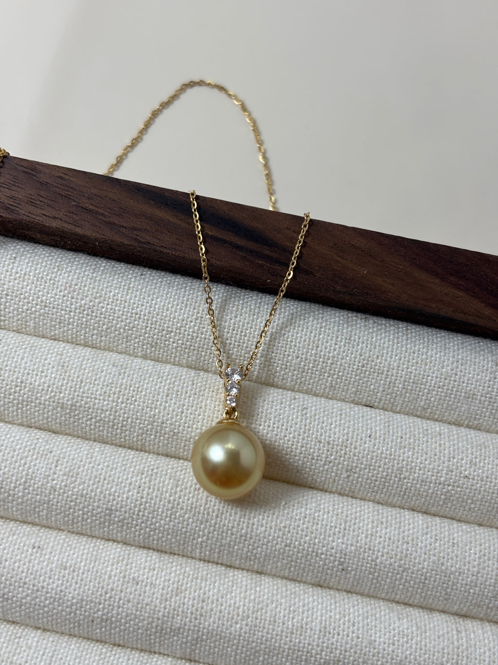 10.8mm South Sea Golden Pearl