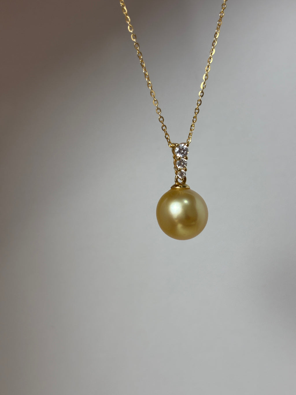 10.8mm South Sea Golden Pearl
