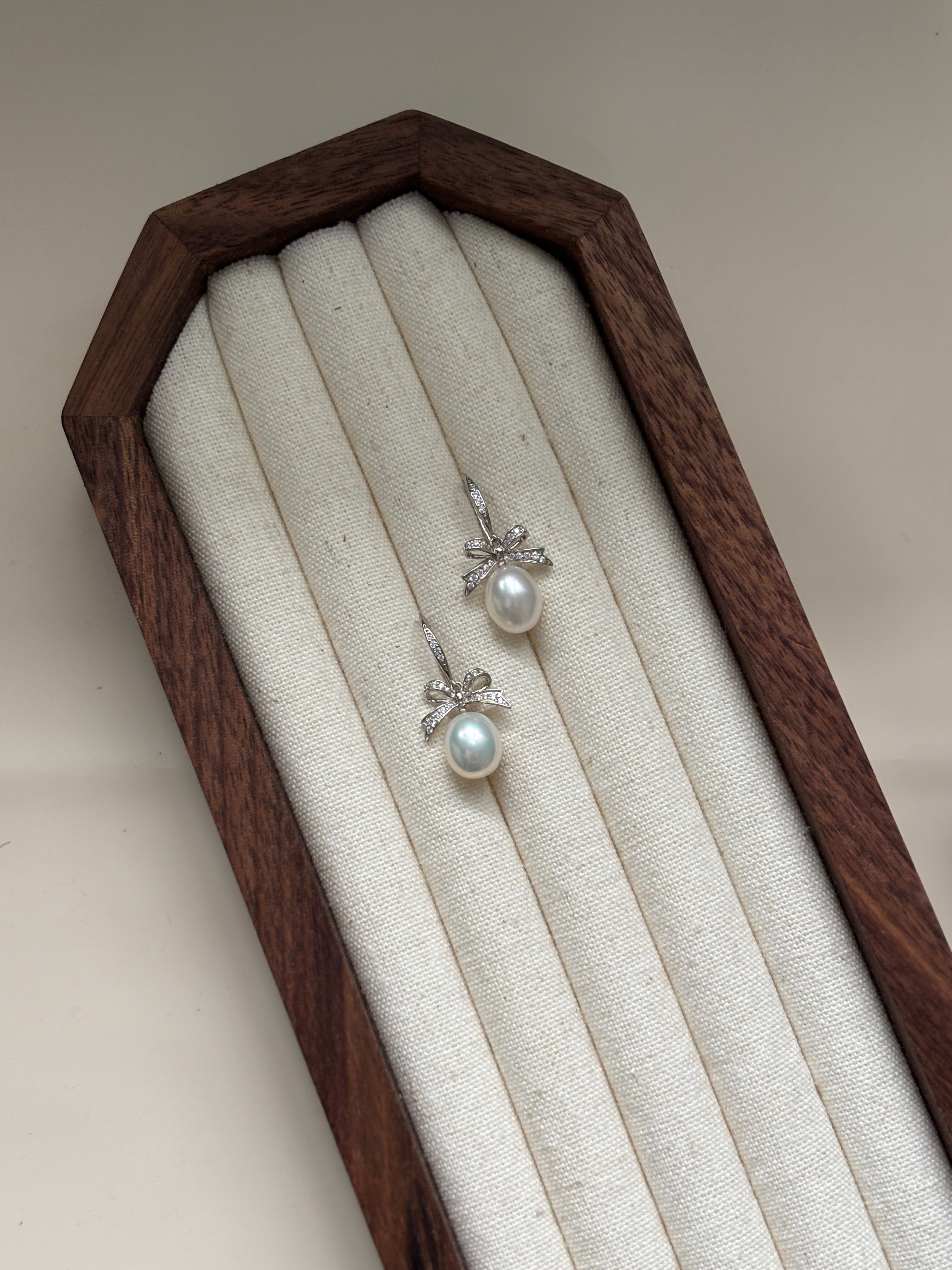[Liana] Ribbon Drops Freshwater Pearl Earrings