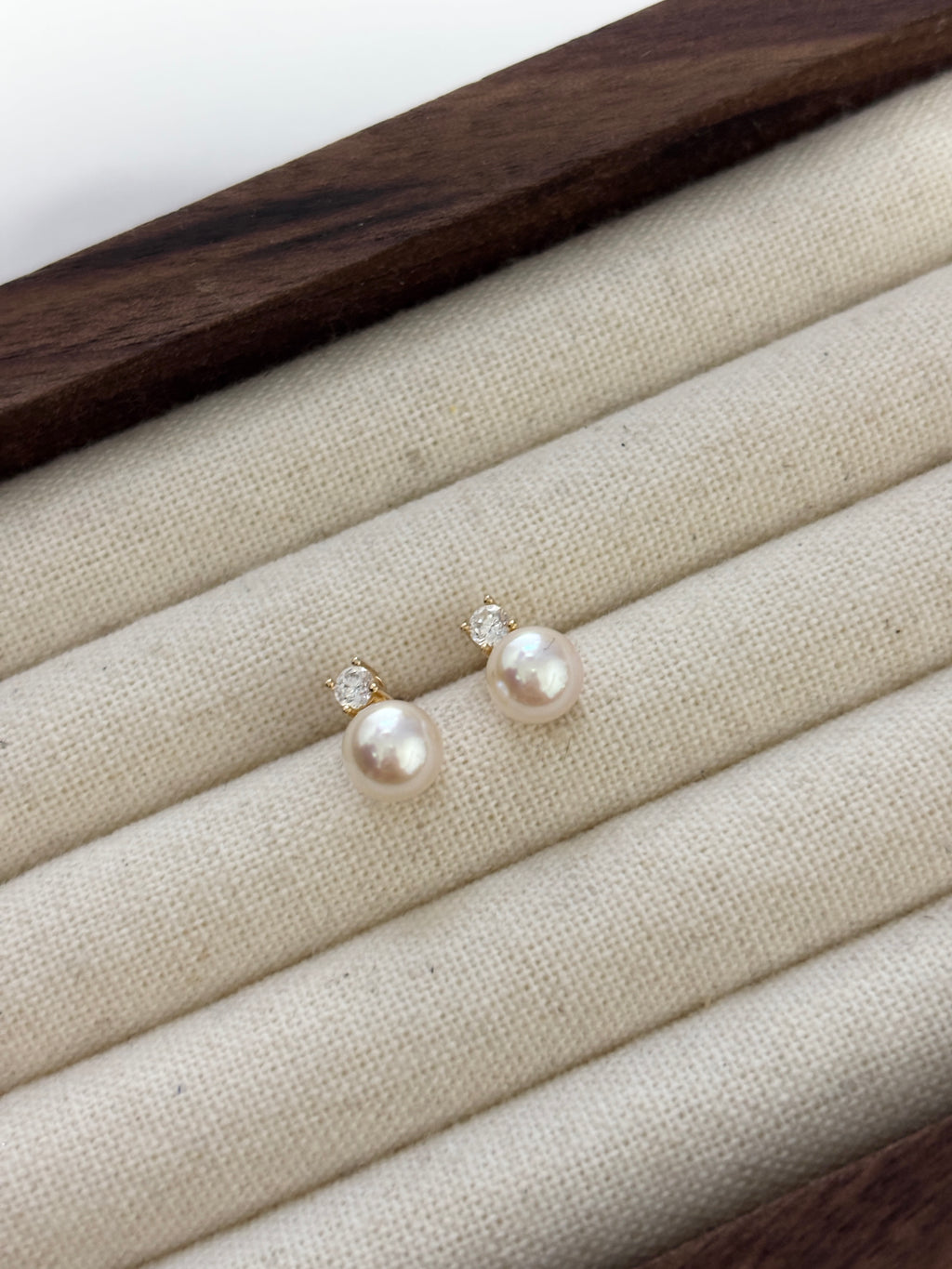 [Isabella] Diane Akoya Pearl Earring