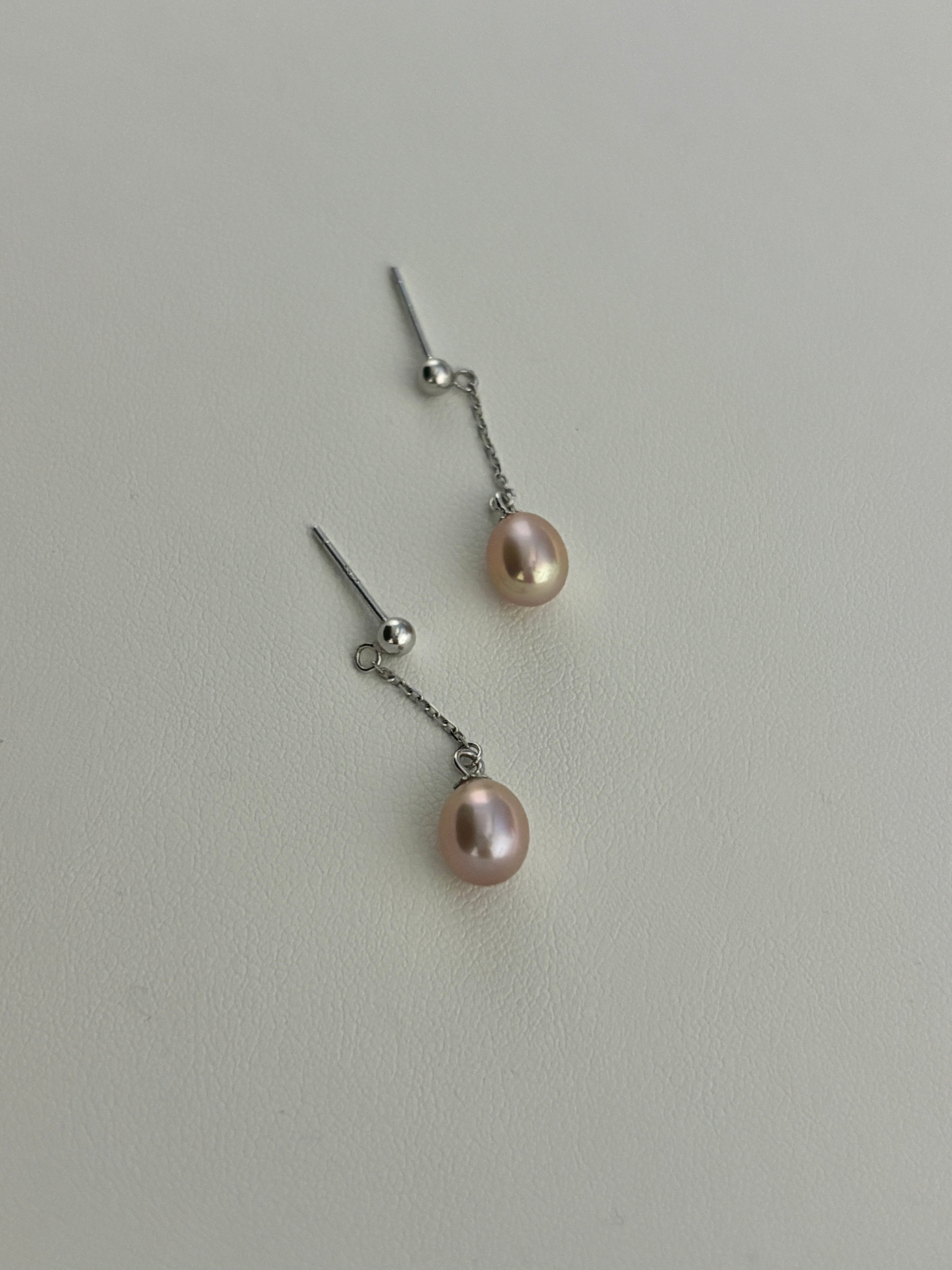 [Marcella] Petite Rice Pearl Earring
