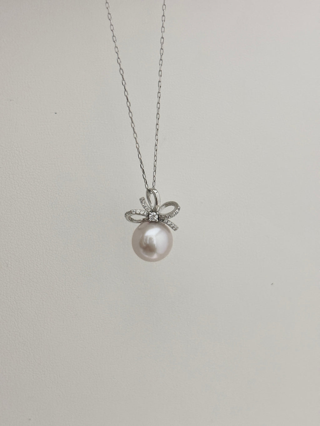 [Charlotte] Pastel Purple Bow Tie Necklace